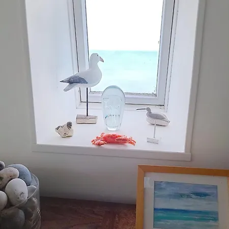 At53 - Bienvenue A Un Havre De Paix Au Pied Des Falaises ! *